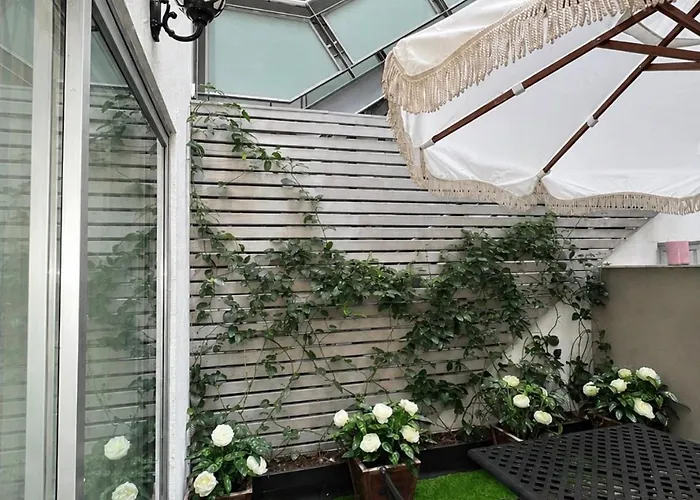 Apartment Condesa 2 Bd 2 Story With Private Patio,pool, Gym, Security 24 7 And Park View Mexico City