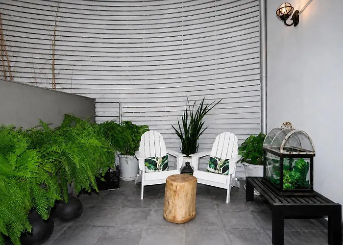 Condesa 2 Bd 2 Story With Private Patio,pool, Gym, Security 24 7 And Park View *